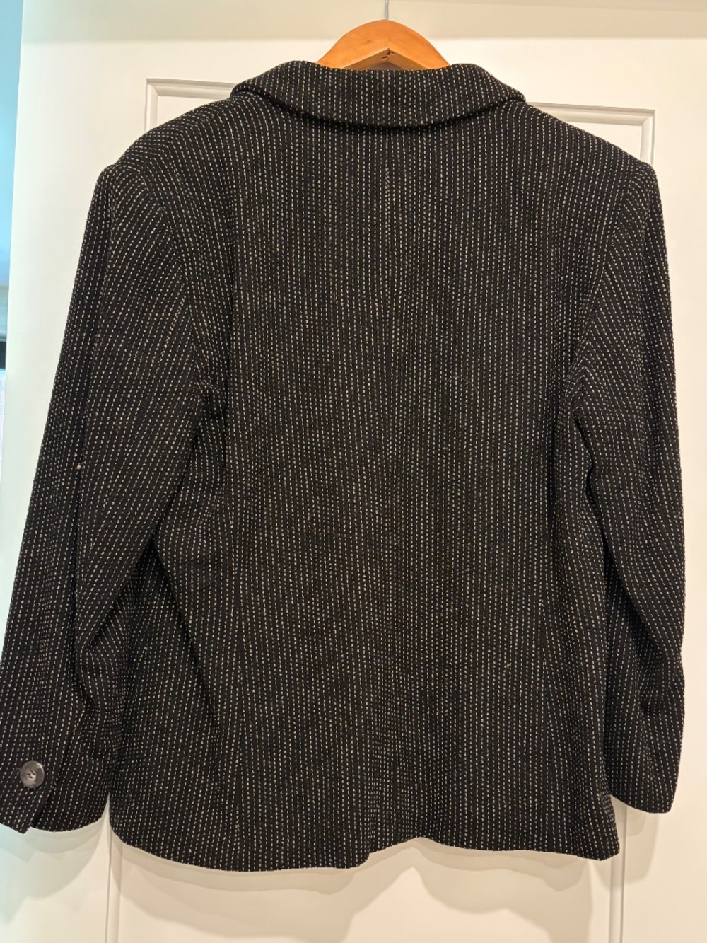 Blazer - Picture 3 of 5